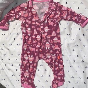 Magnetic Me Footie - Newborn